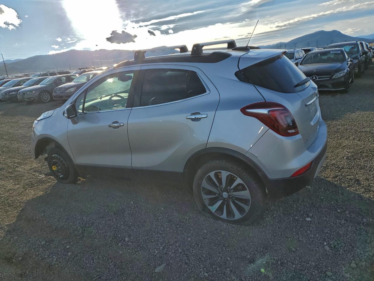 2018 BUICK ENCORE ESSENCE photo 2