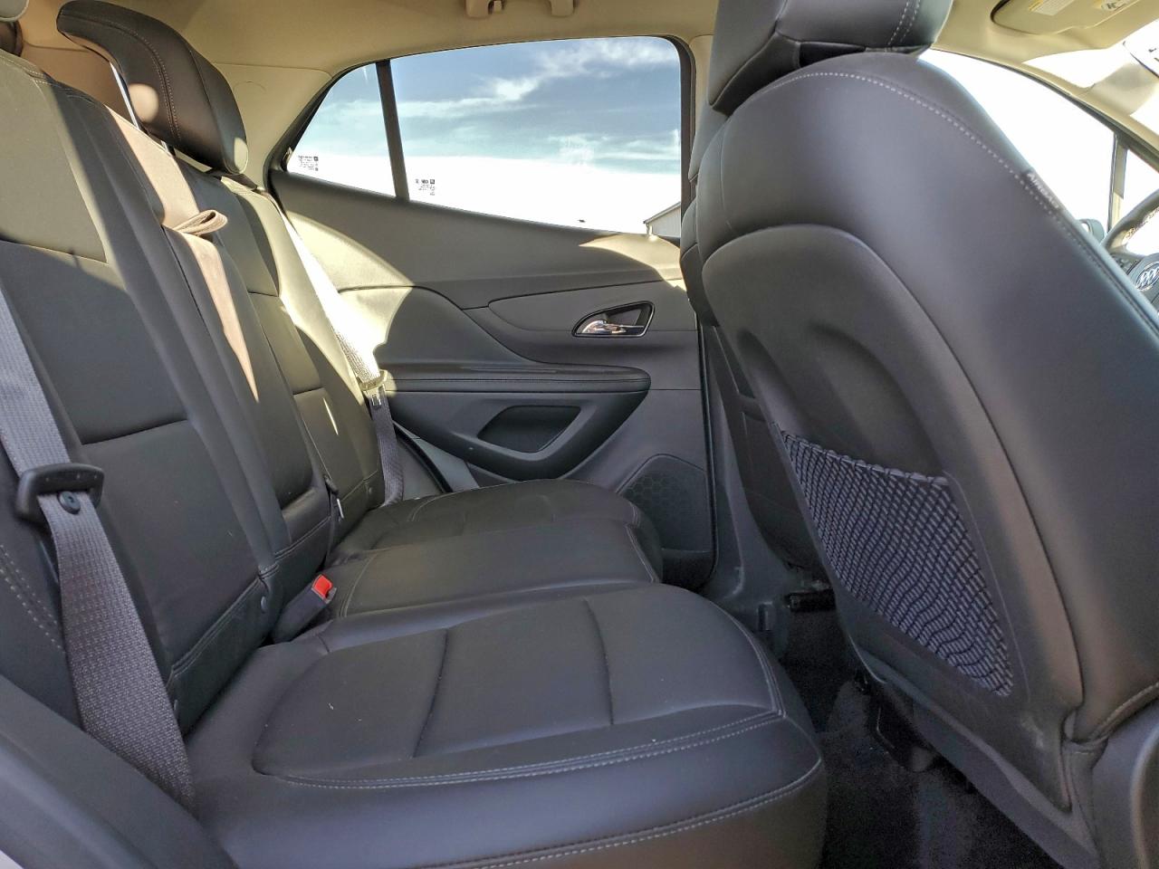 2018 BUICK ENCORE ESSENCE photo 11