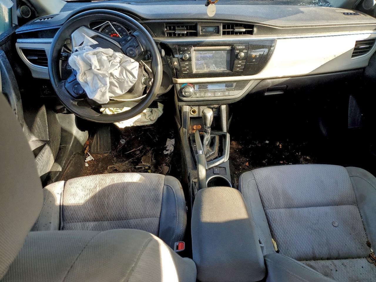 2015 TOYOTA COROLLA L photo 8