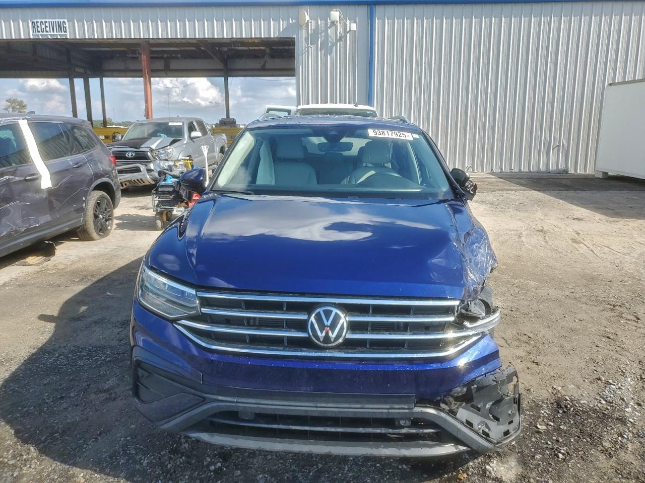 2024 VOLKSWAGEN TIGUAN SE photo 5