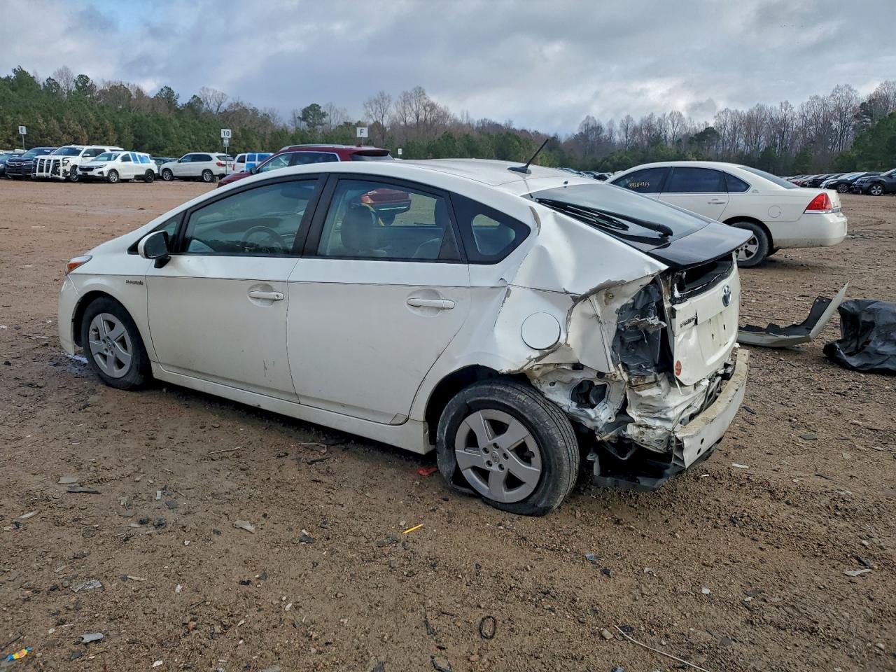 2011 TOYOTA PRIUS photo 2