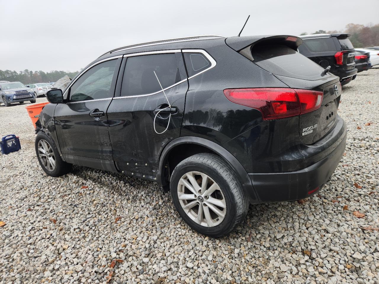 2019 NISSAN ROGUE SPORT S photo 2