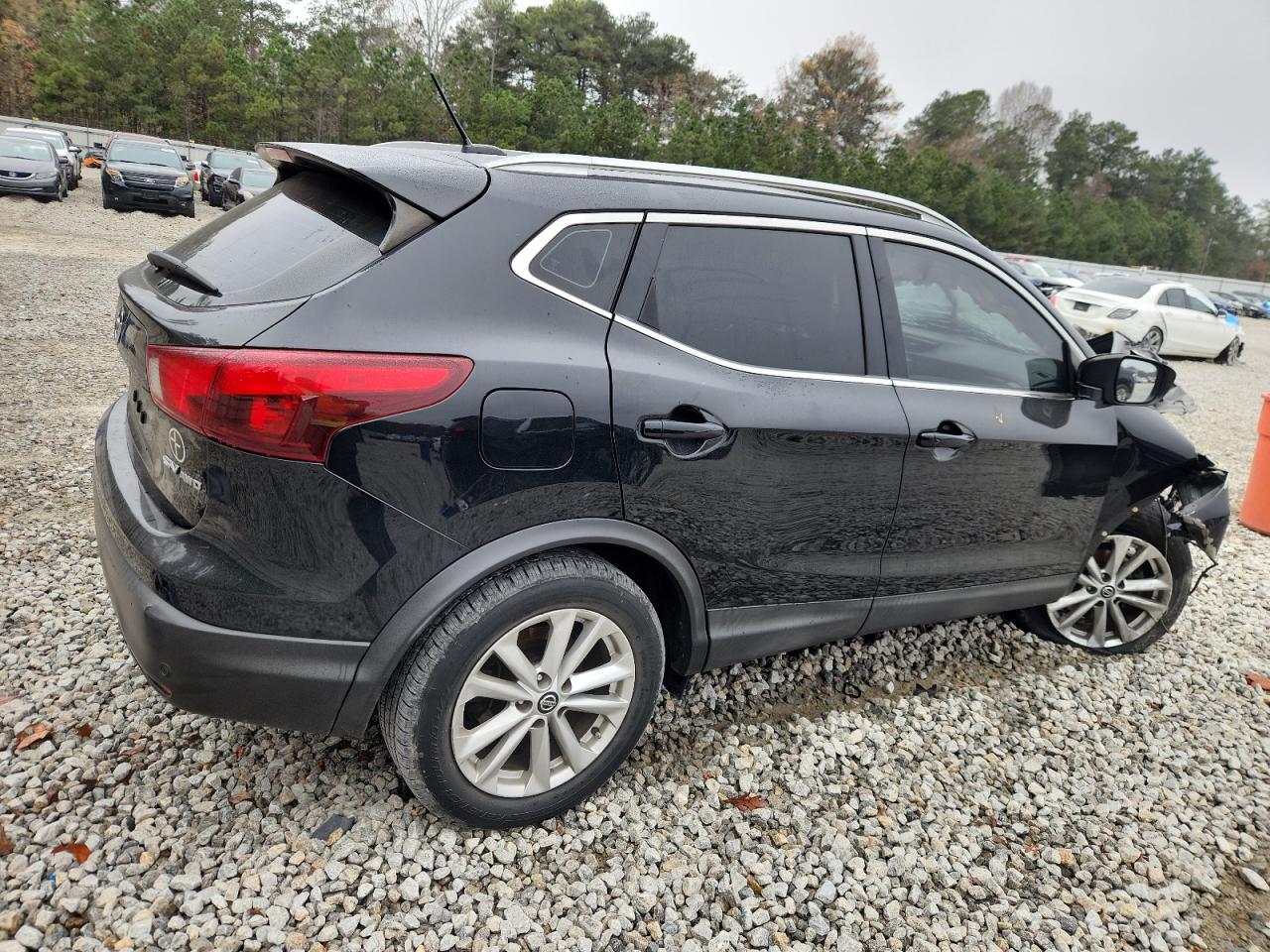 2019 NISSAN ROGUE SPORT S photo 3