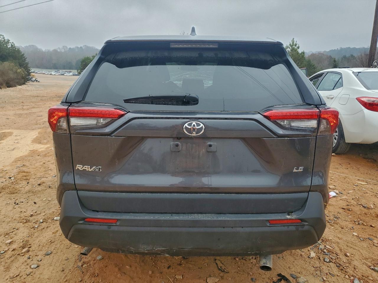 2024 TOYOTA RAV4 LE photo 11