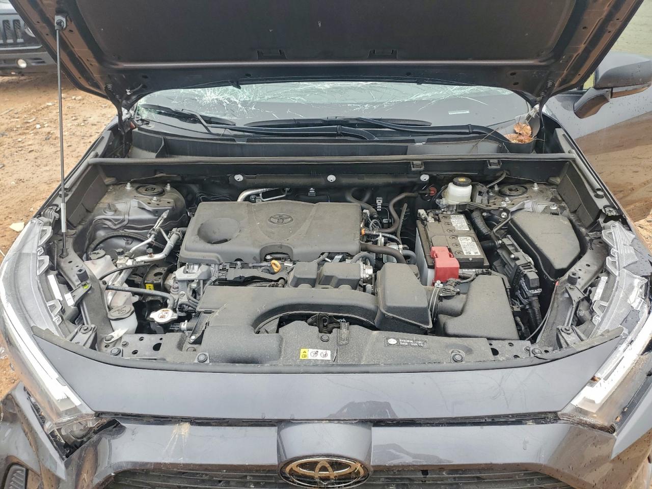 2024 TOYOTA RAV4 LE photo 23