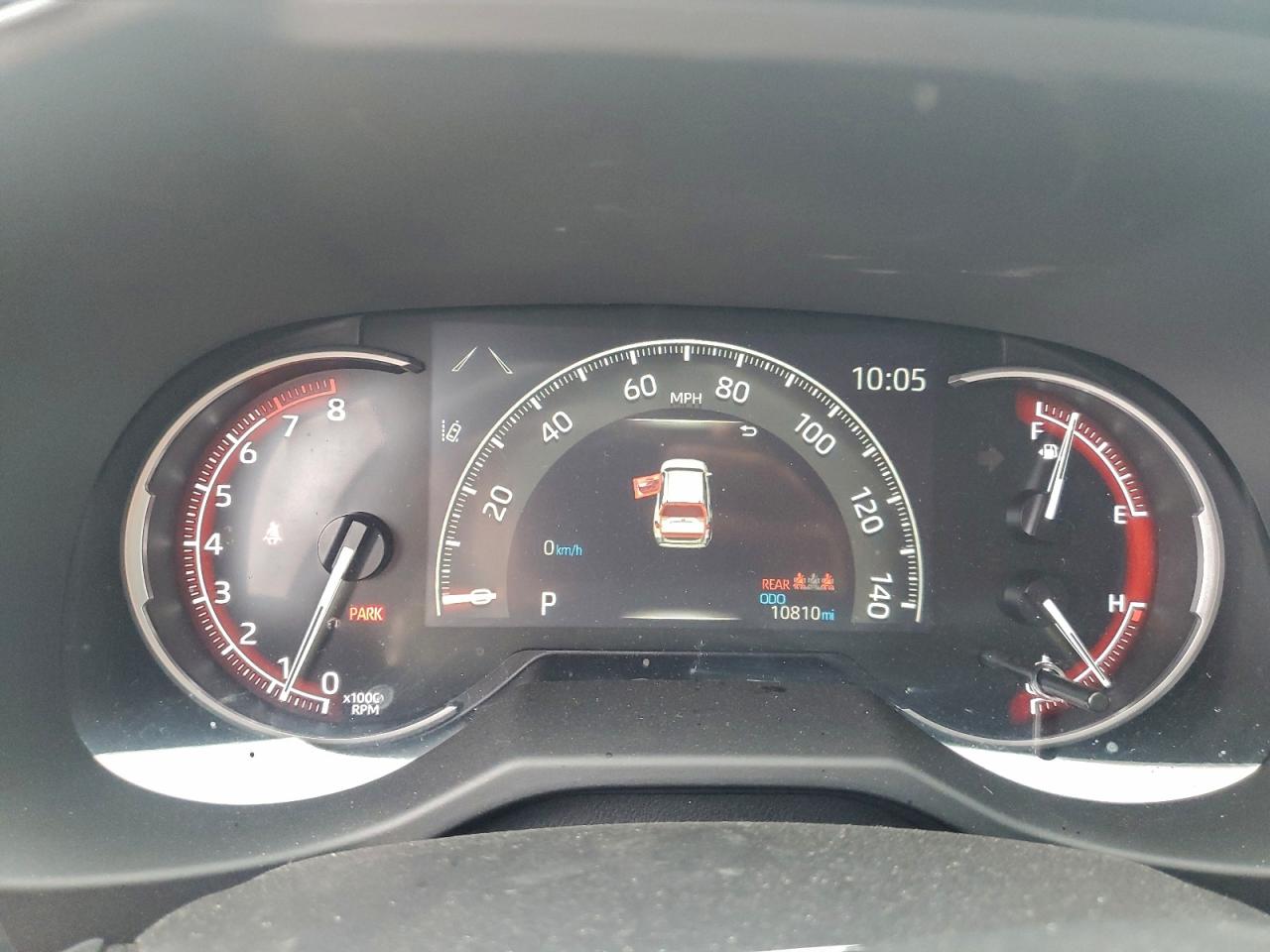 2024 TOYOTA RAV4 LE photo 17