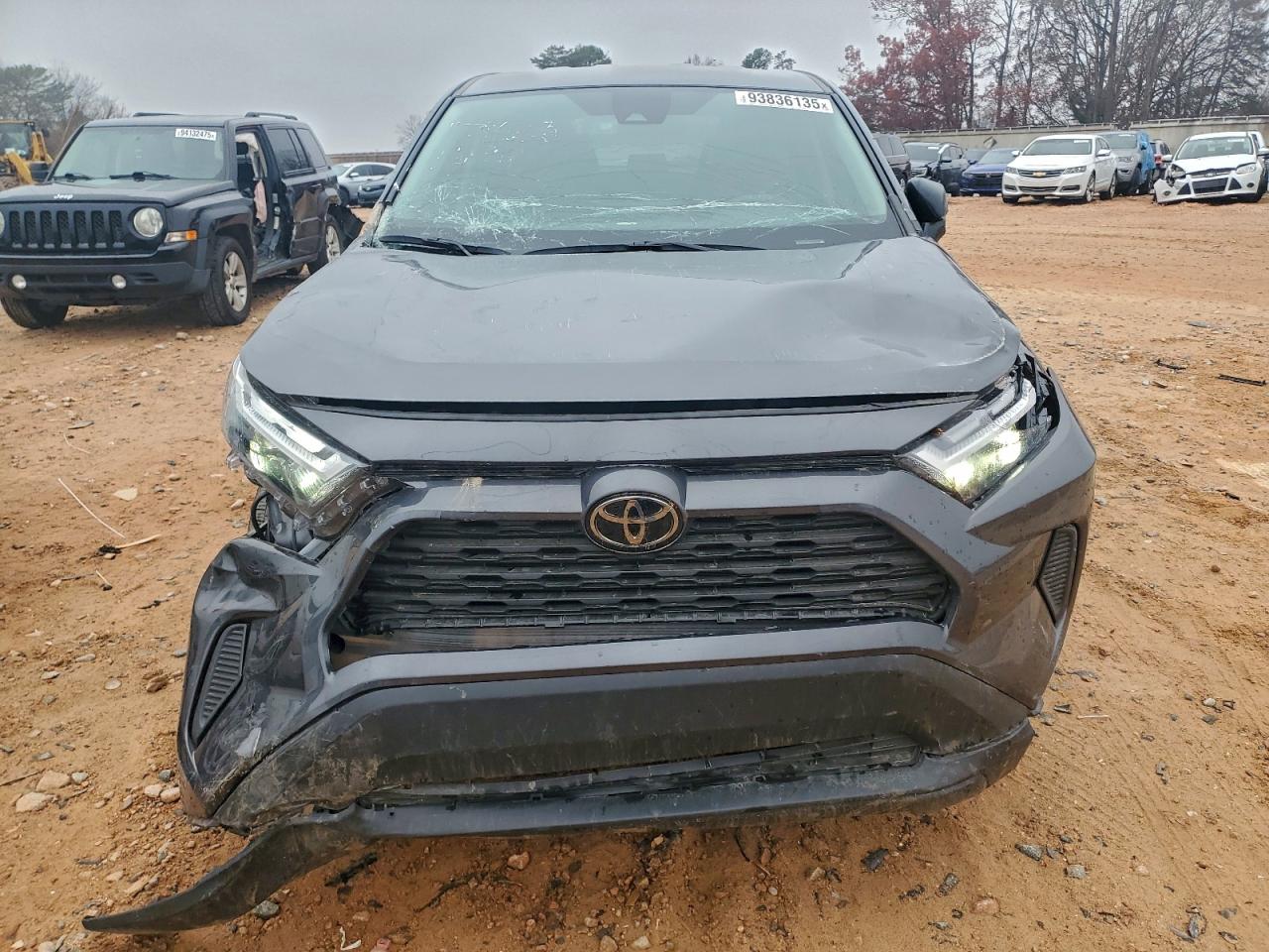 2024 TOYOTA RAV4 LE photo 9