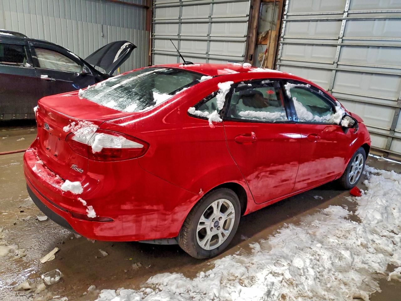 2015 FORD FIESTA SE photo 5