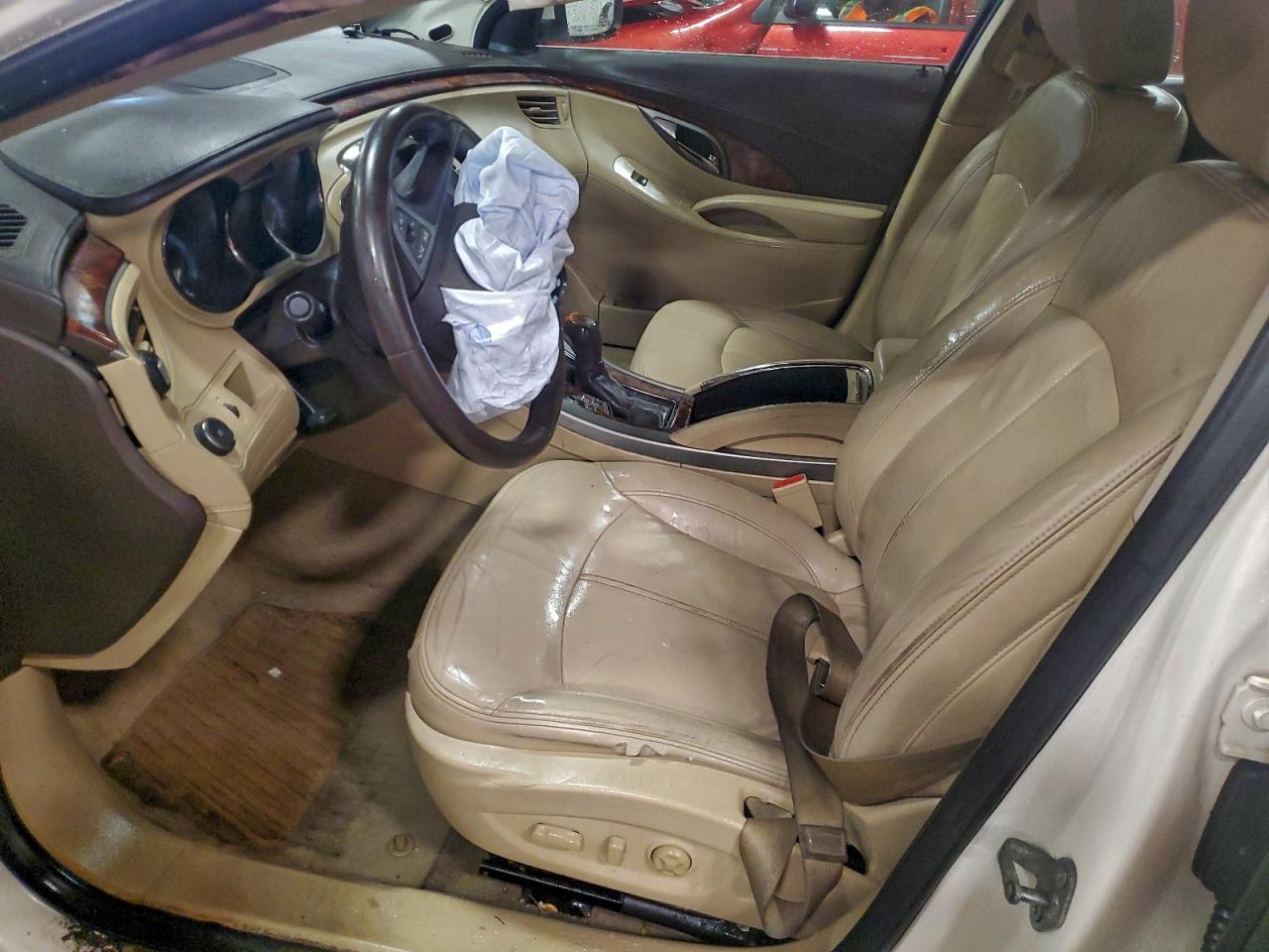 2012 BUICK LACROSSE photo 13