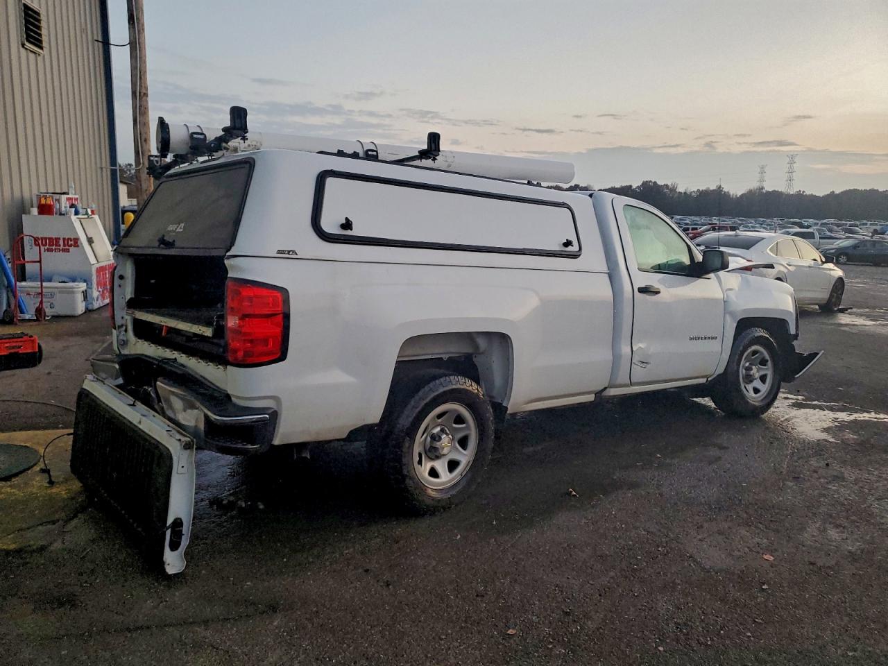 2018 CHEVROLET SILVERADO C1500 photo 5