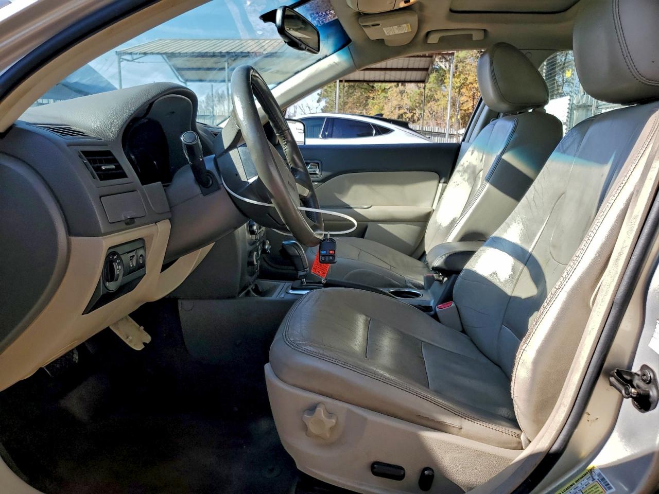 2010 FORD FUSION SEL photo 13