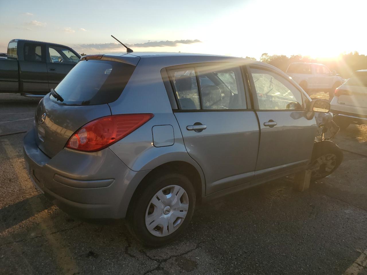 2011 NISSAN VERSA 1.8 S photo 7