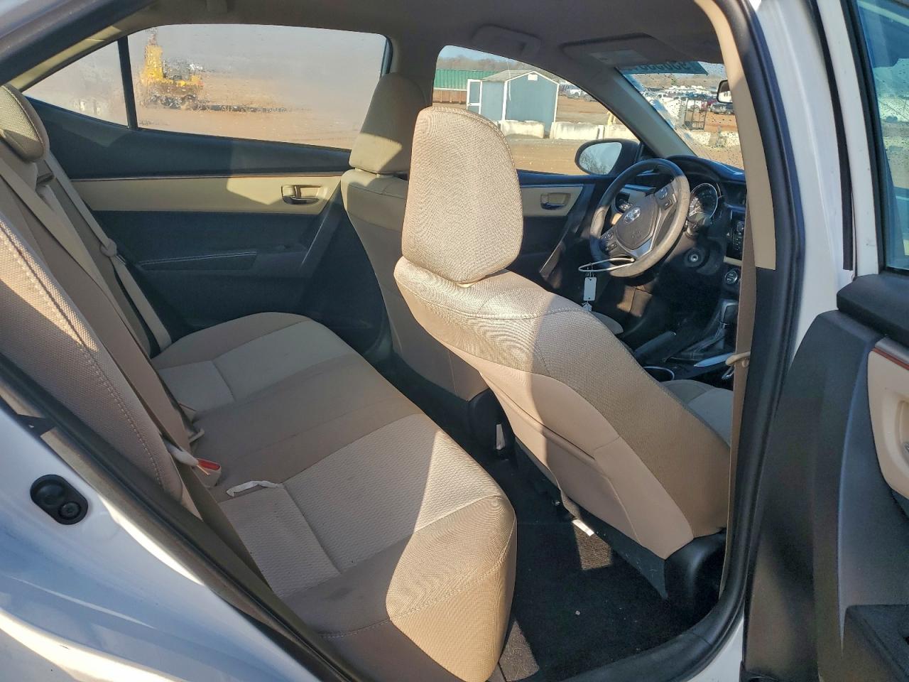 2016 TOYOTA COROLLA LE photo 19