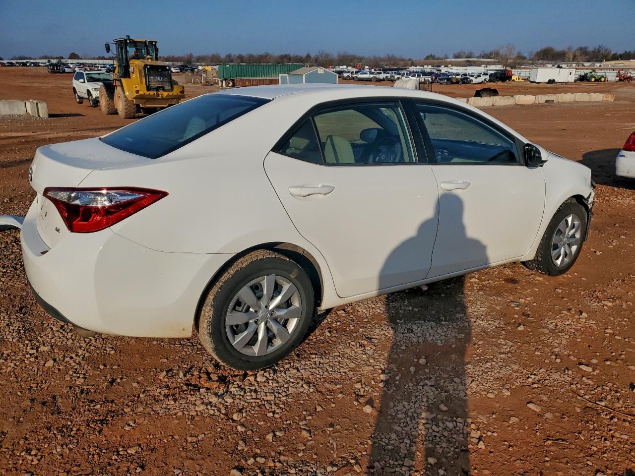 2016 TOYOTA COROLLA LE photo 5