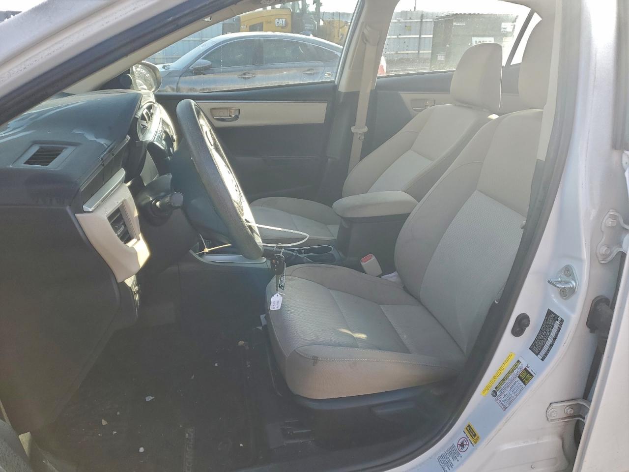 2016 TOYOTA COROLLA LE photo 13