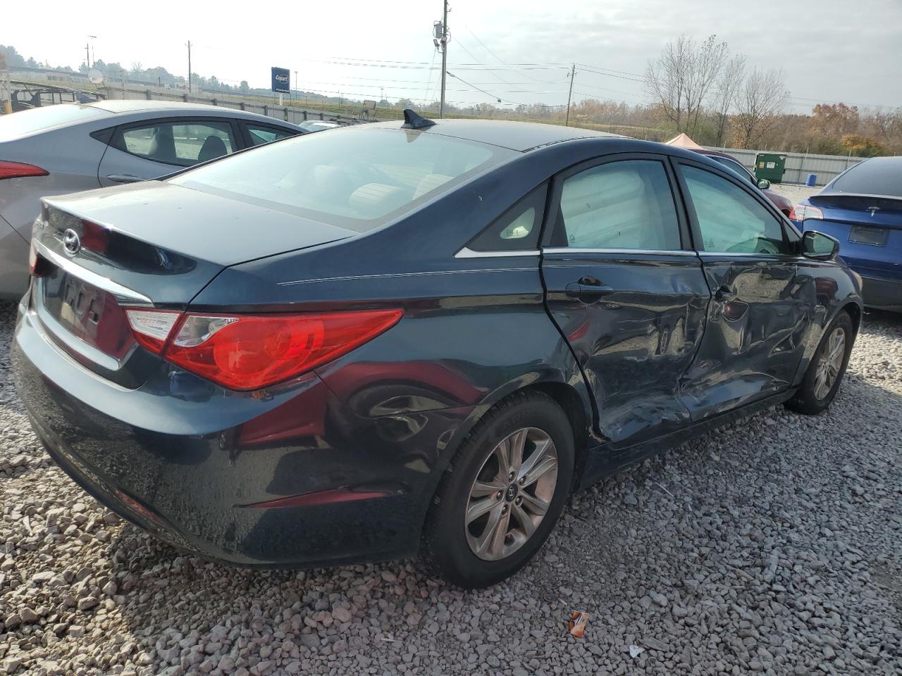 2011 HYUNDAI SONATA GLS photo 5
