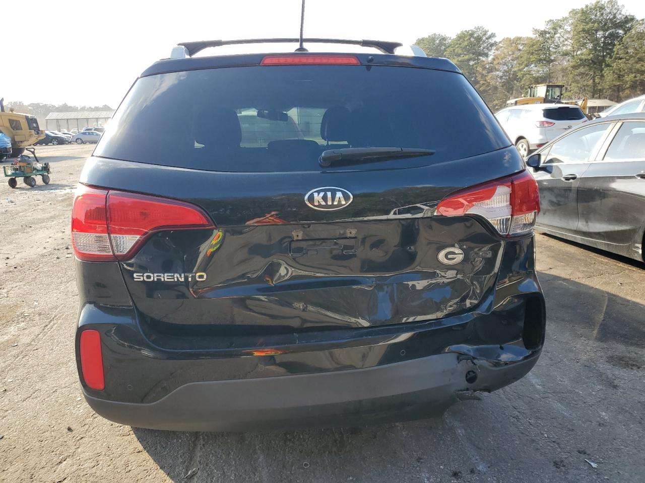 2014 KIA SORENTO LX photo 11