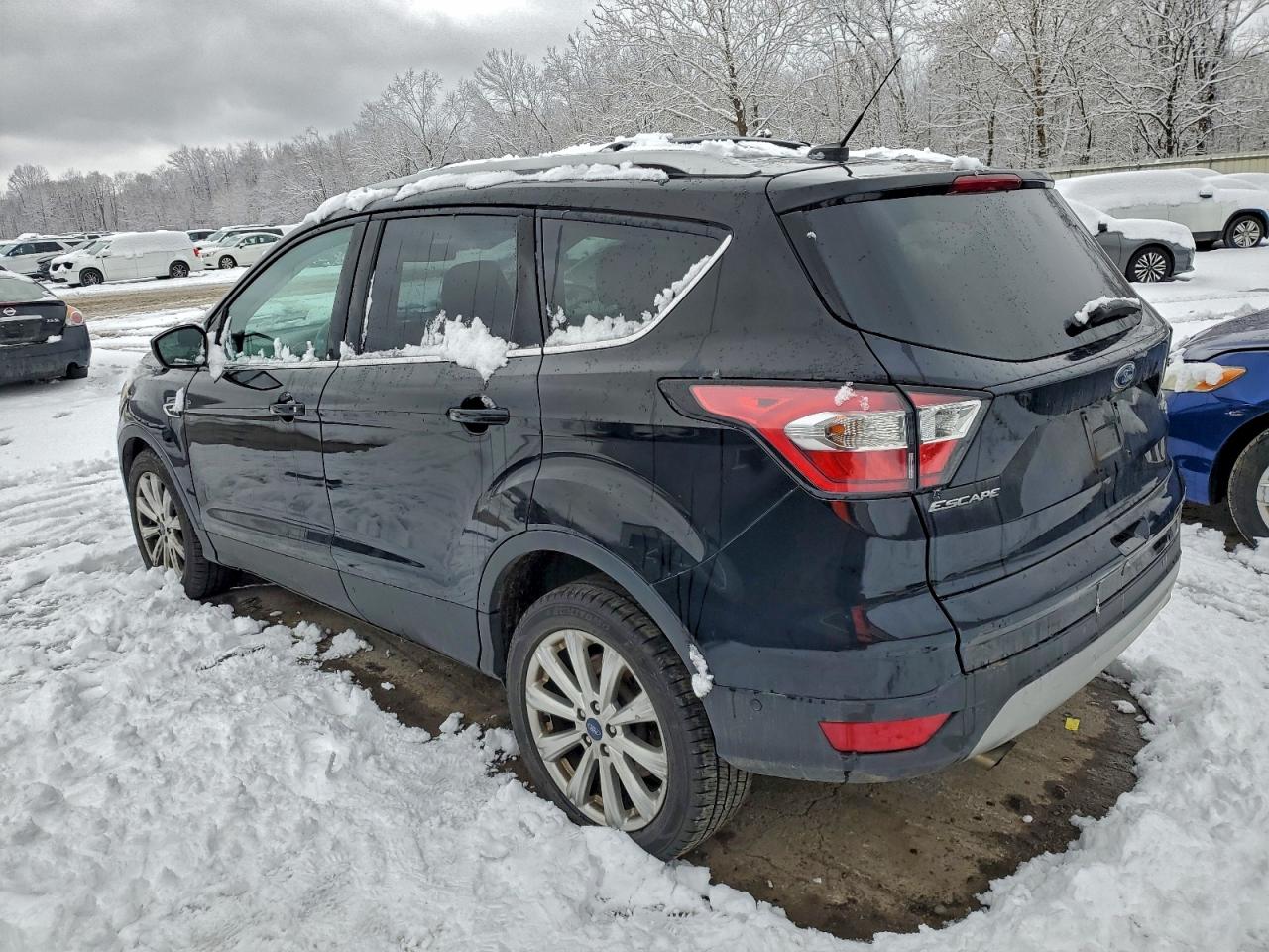 2017 FORD ESCAPE TITANIUM photo 3