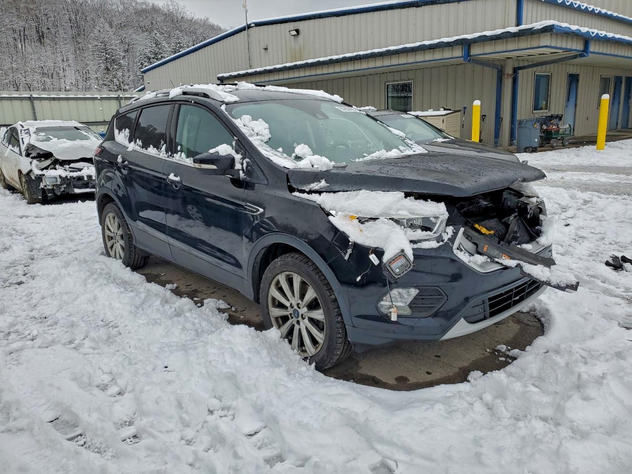 2017 FORD ESCAPE TITANIUM photo 7