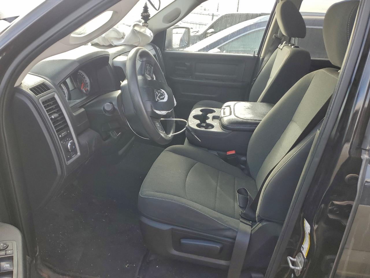 2021 RAM 1500 CLASSIC TRADESMAN photo 13
