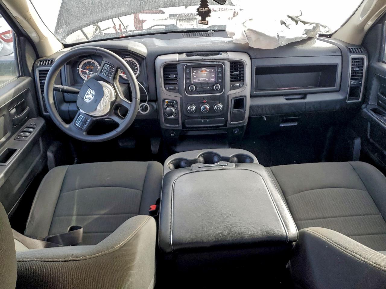 2021 RAM 1500 CLASSIC TRADESMAN photo 15