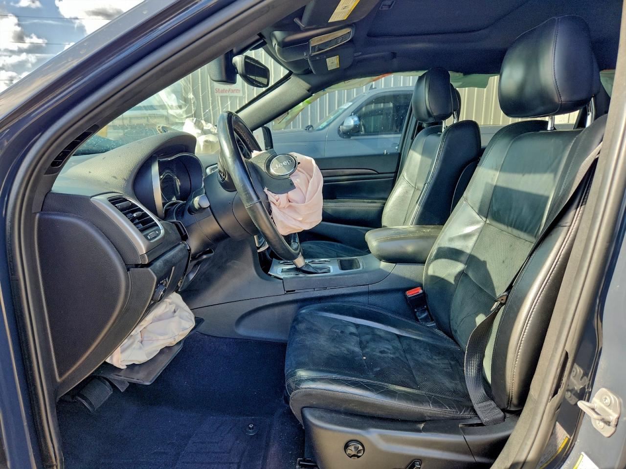 2018 JEEP GRAND CHEROKEE LAREDO photo 13