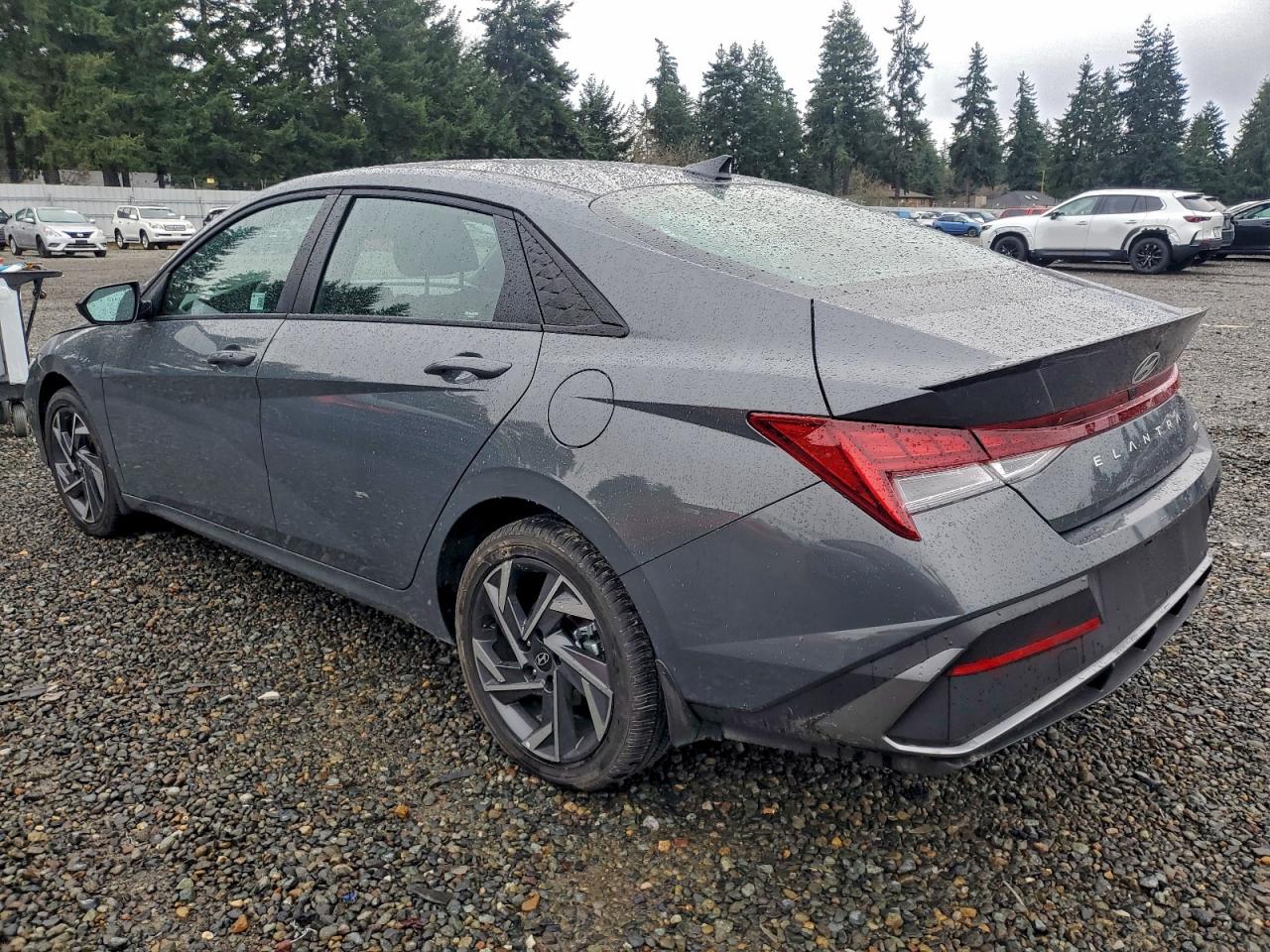 2025 HYUNDAI ELANTRA SEL SPORT PREMIUM photo 2