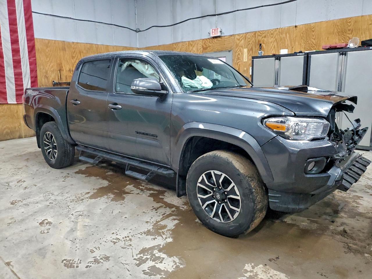 2022 TOYOTA TACOMA TRD SPORT photo 7
