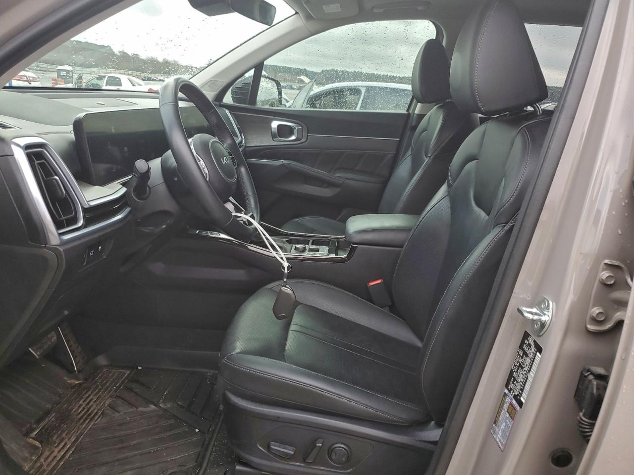 2024 KIA SORENTO SX photo 19