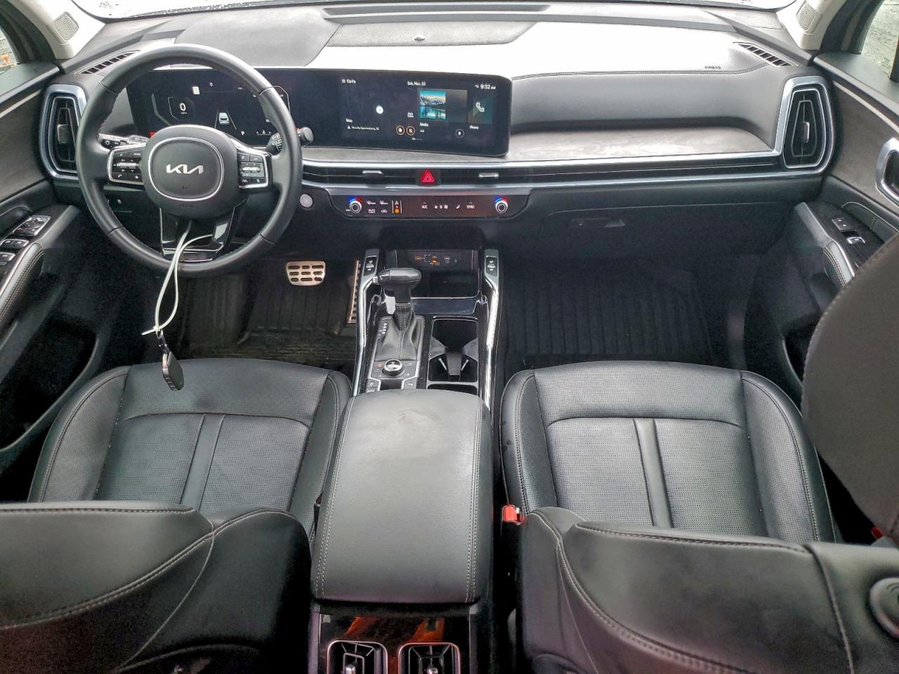 2024 KIA SORENTO SX photo 22