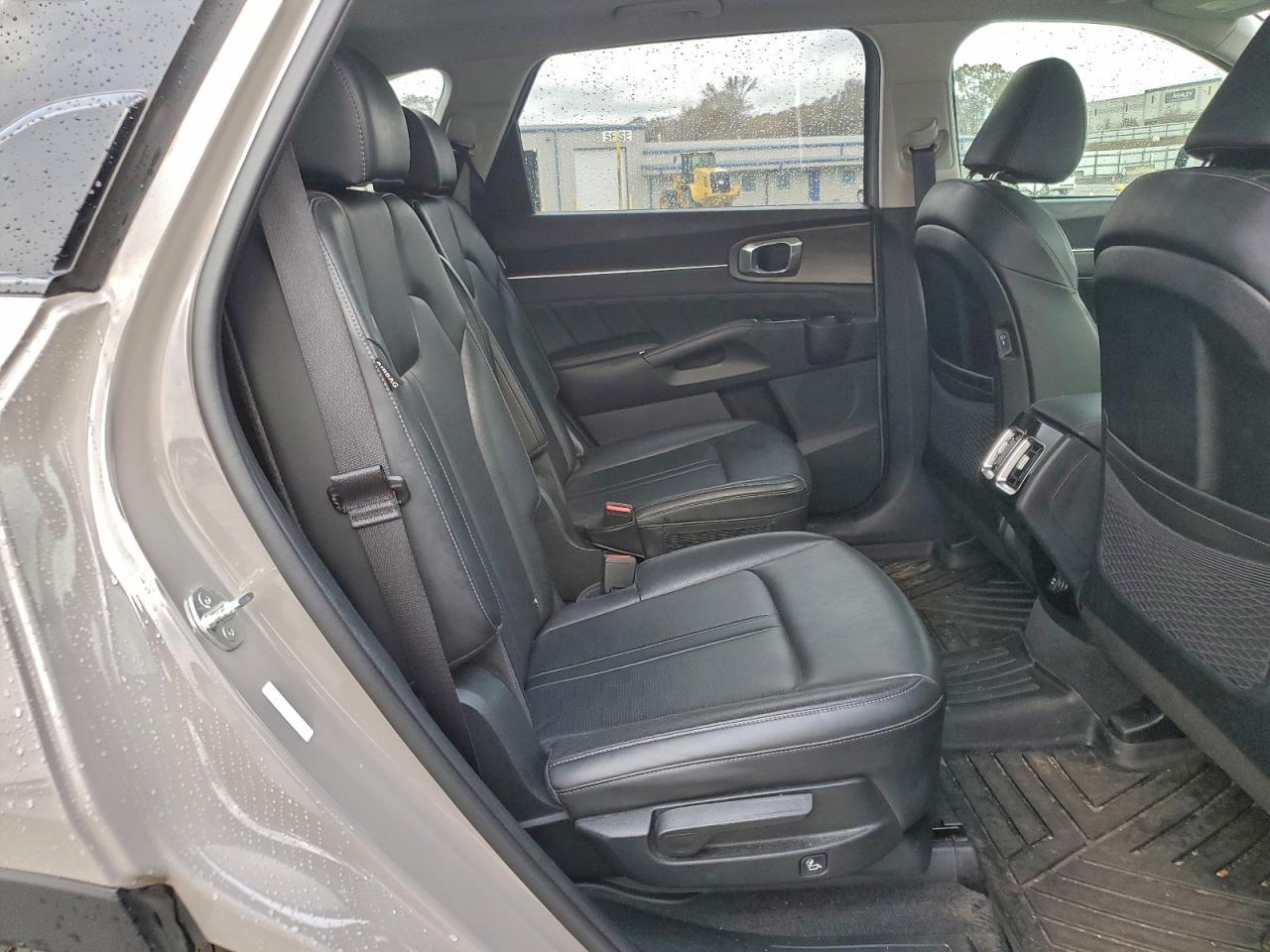 2024 KIA SORENTO SX photo 31