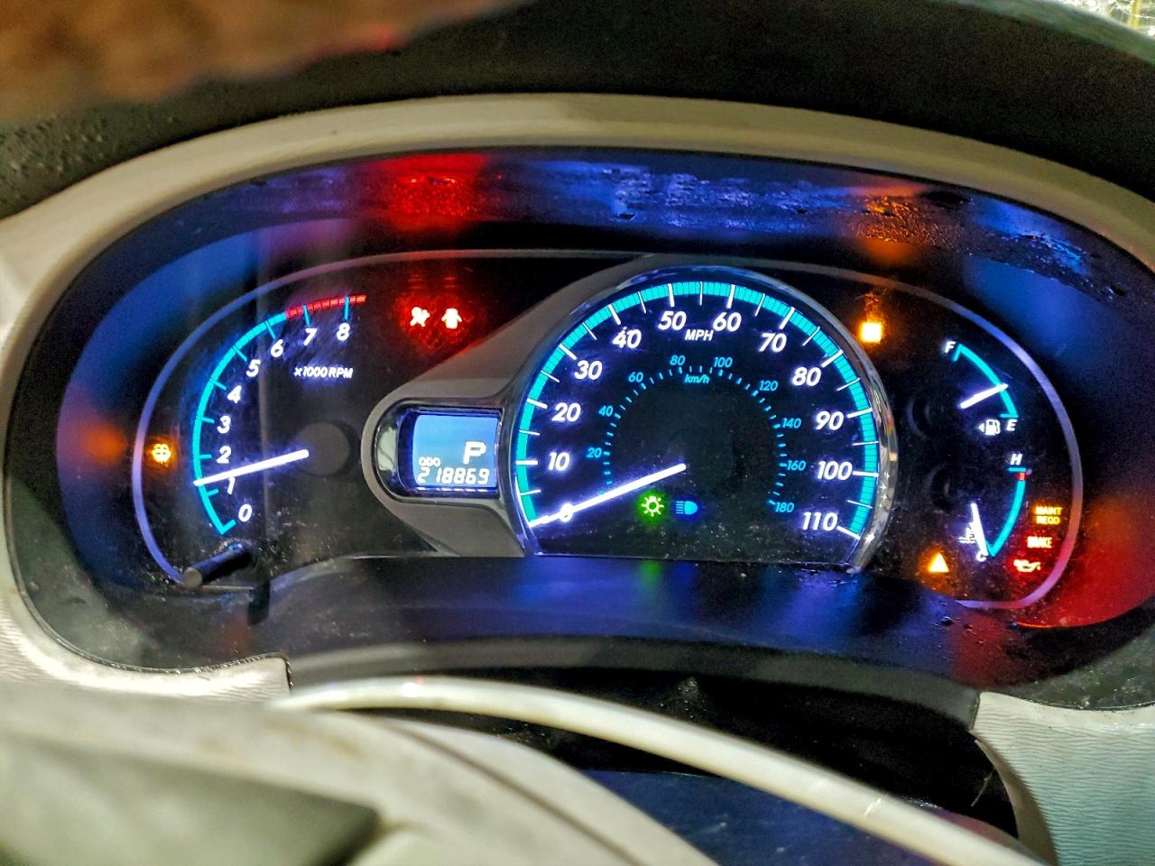 2013 TOYOTA SIENNA XLE 8-PASSENGER photo 17