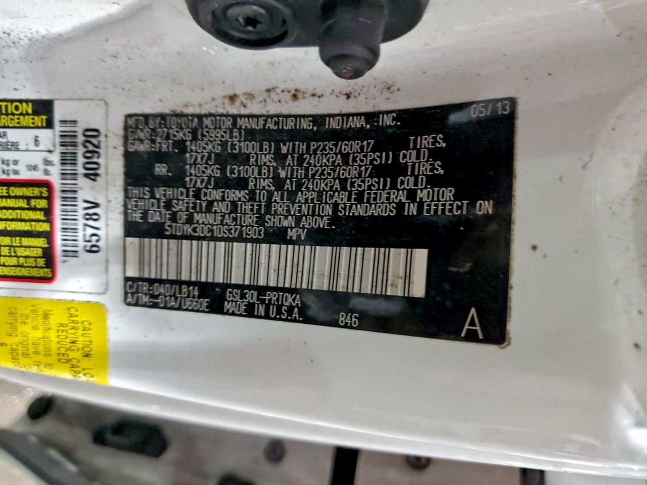2013 TOYOTA SIENNA XLE 8-PASSENGER photo 27