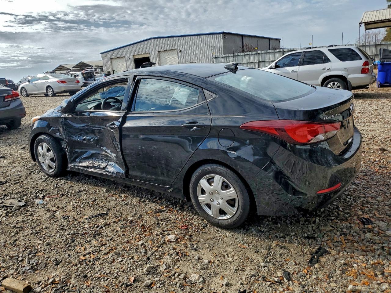 2016 HYUNDAI ELANTRA SE photo 3