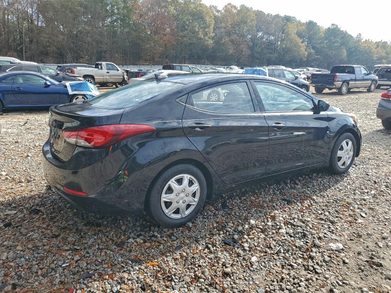2016 HYUNDAI ELANTRA SE photo 5
