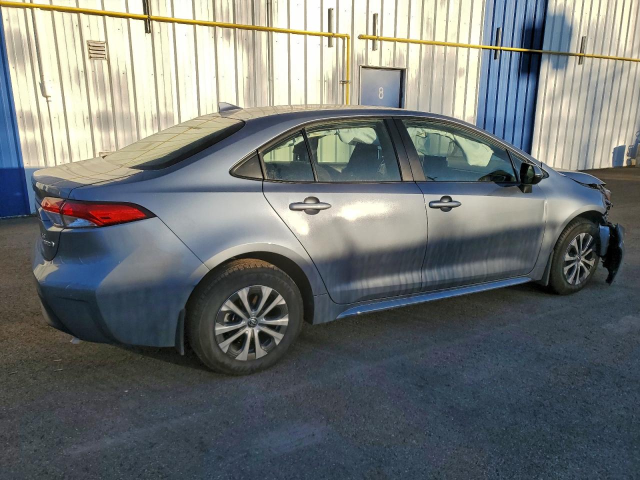 2024 TOYOTA COROLLA LE photo 3