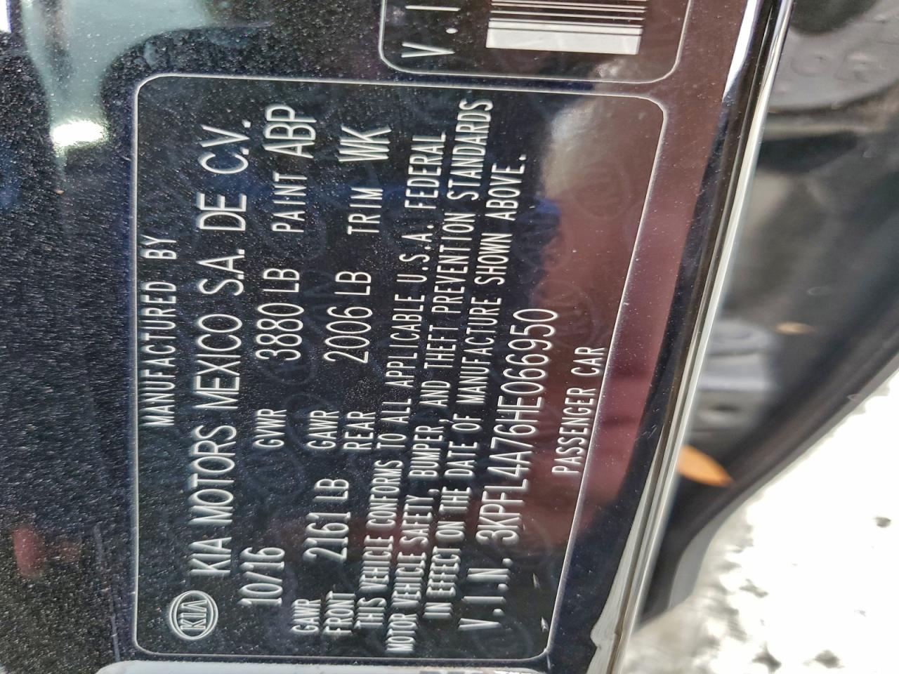2017 KIA FORTE LX photo 12