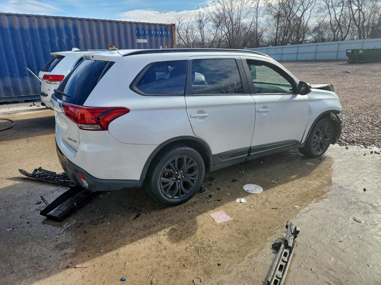 2019 MITSUBISHI OUTLANDER SE photo 3