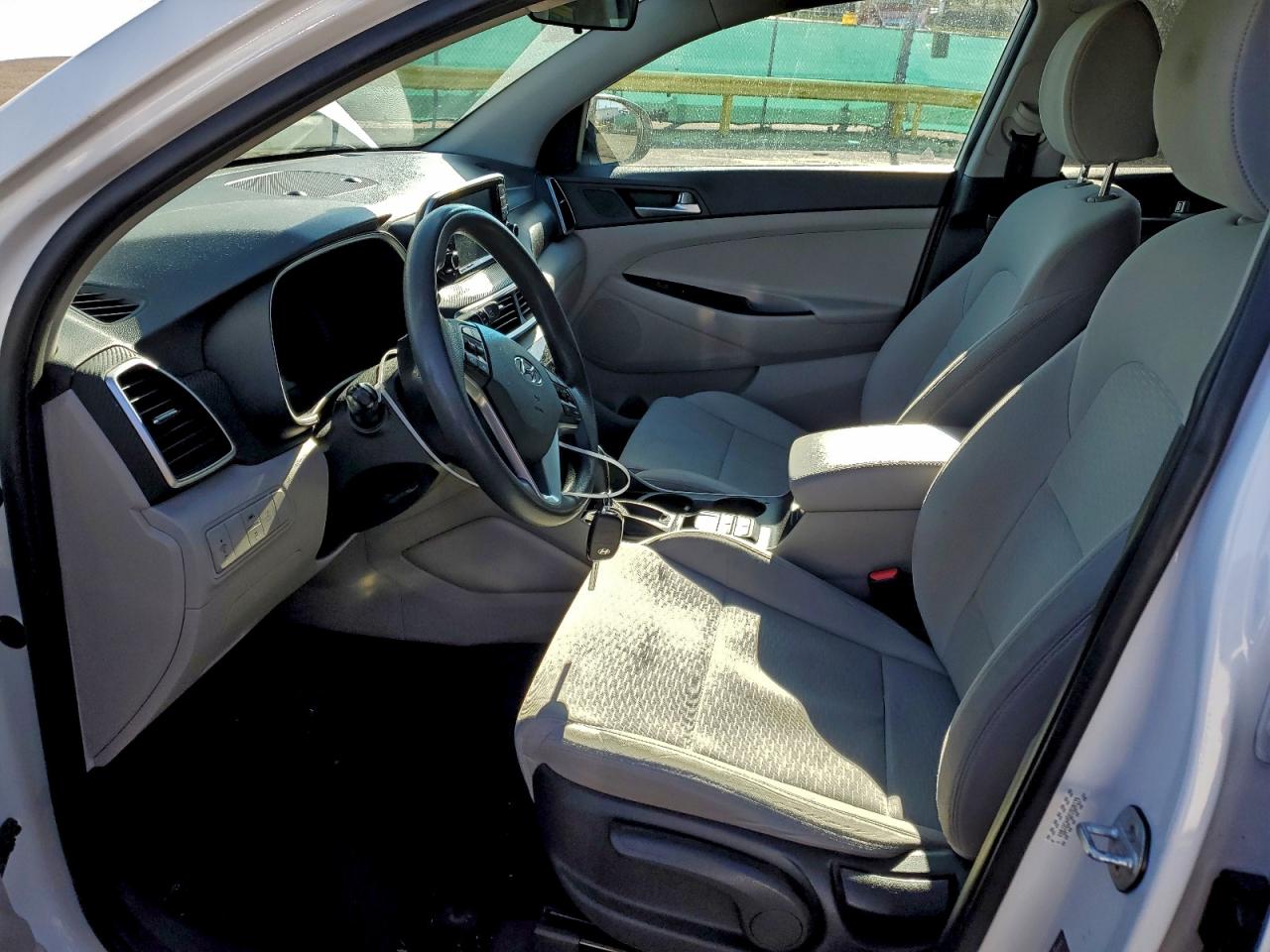 2019 HYUNDAI TUCSON SE photo 13