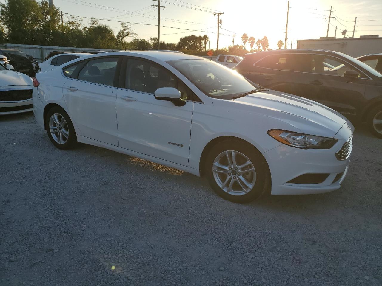 2018 FORD FUSION SE HYBRID photo 4