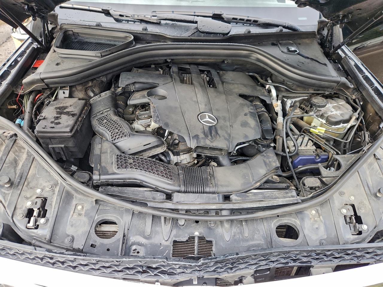 2015 MERCEDES-BENZ GL 450 4MATIC photo 23