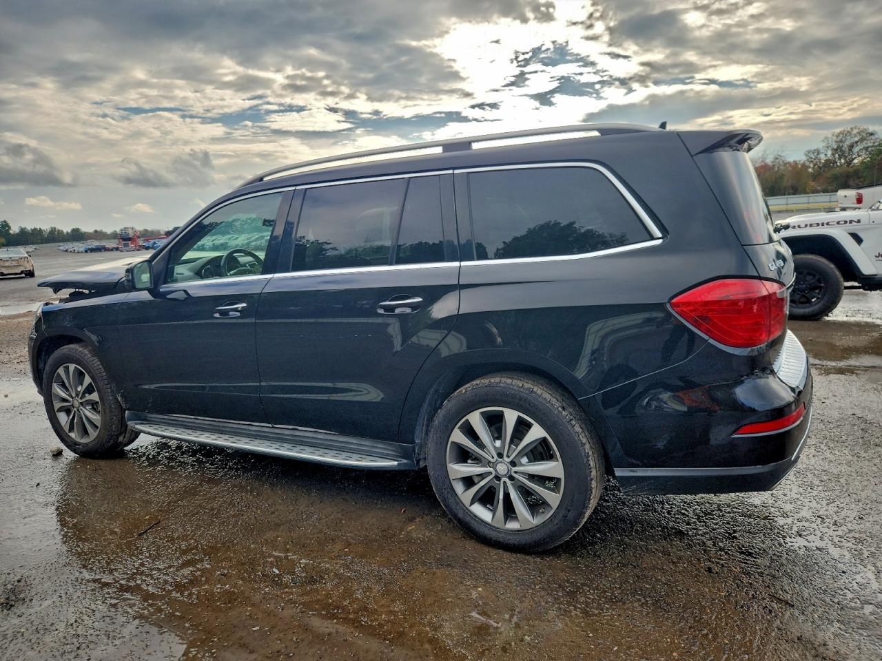 2015 MERCEDES-BENZ GL 450 4MATIC photo 3