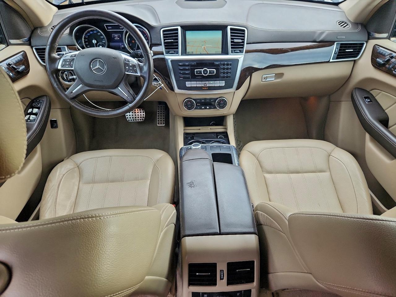 2015 MERCEDES-BENZ GL 450 4MATIC photo 15
