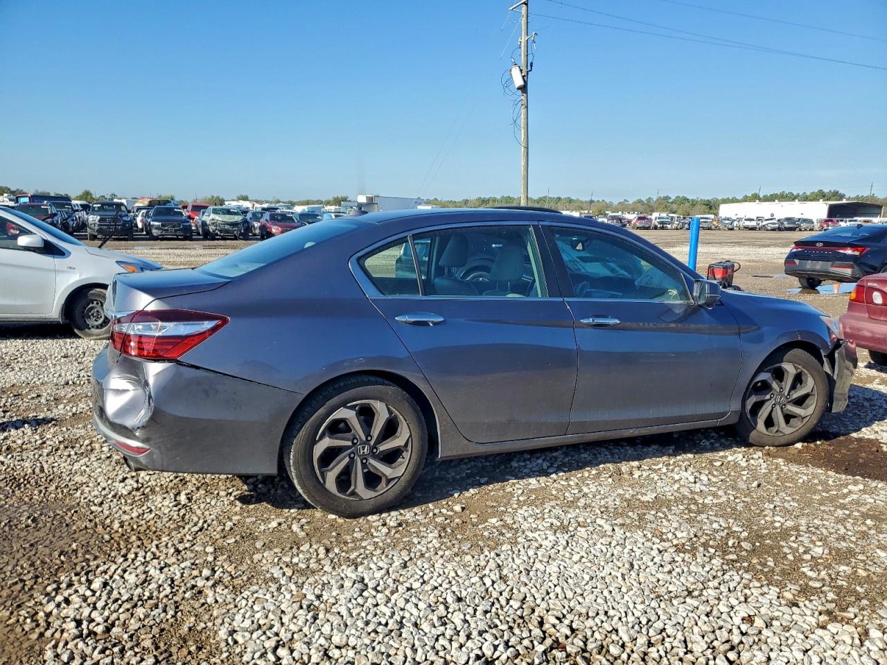2016 HONDA ACCORD EXL photo 3