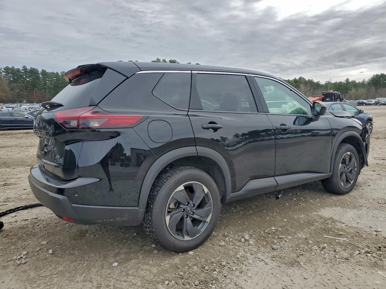 2024 NISSAN ROGUE SV photo 5