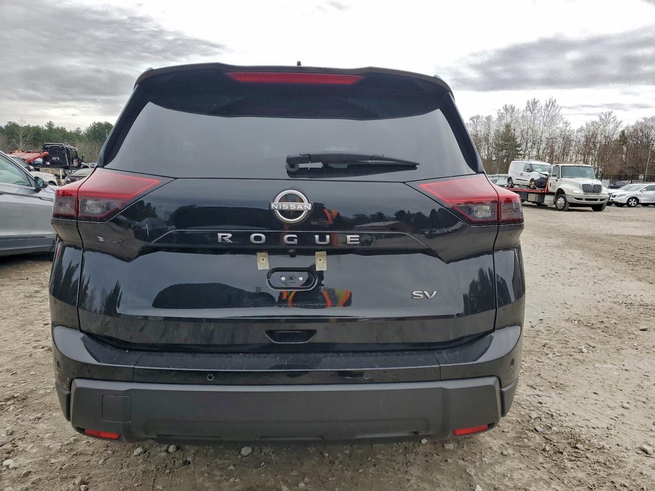2024 NISSAN ROGUE SV photo 11