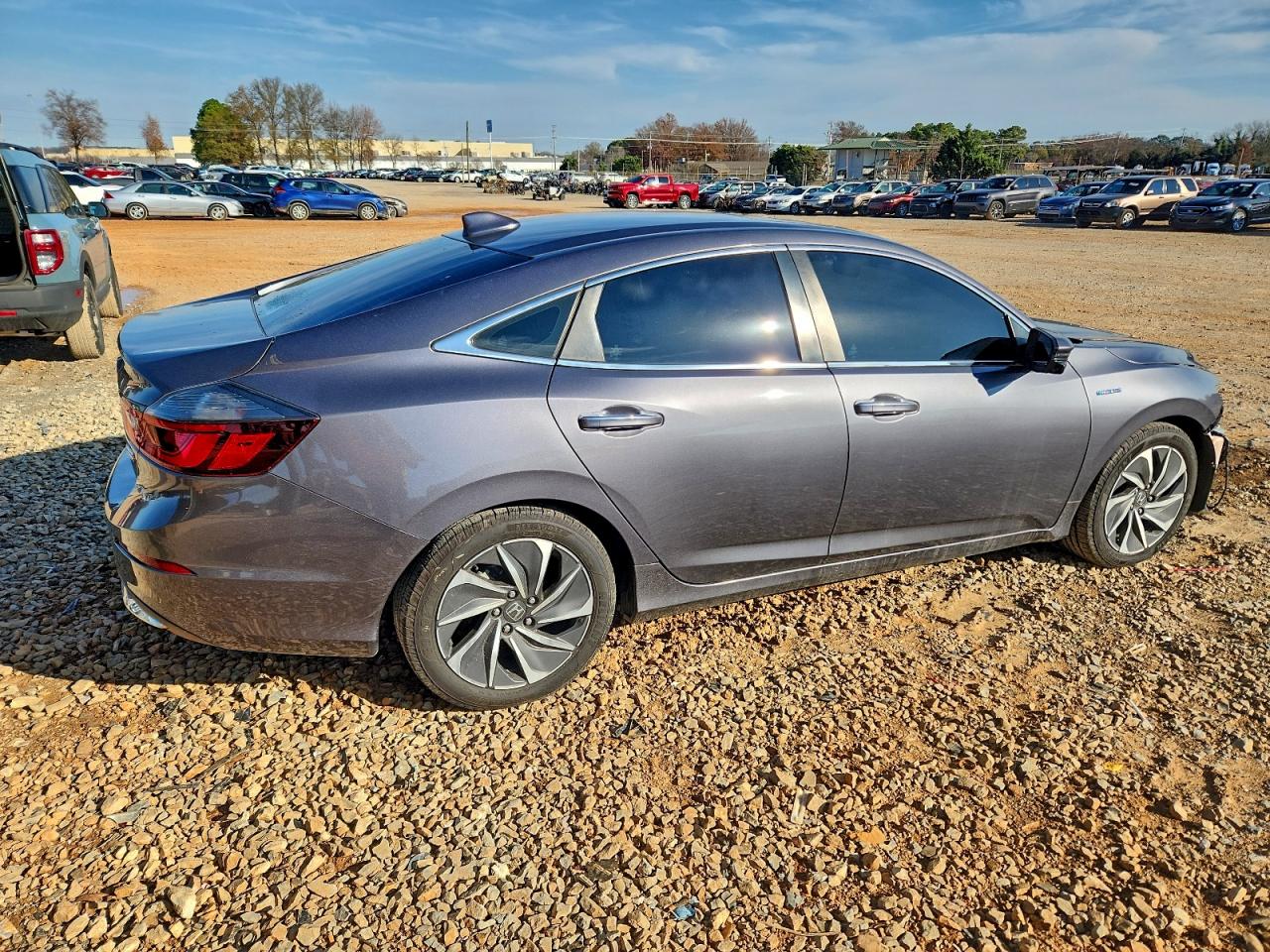 2019 HONDA INSIGHT TOURING photo 3