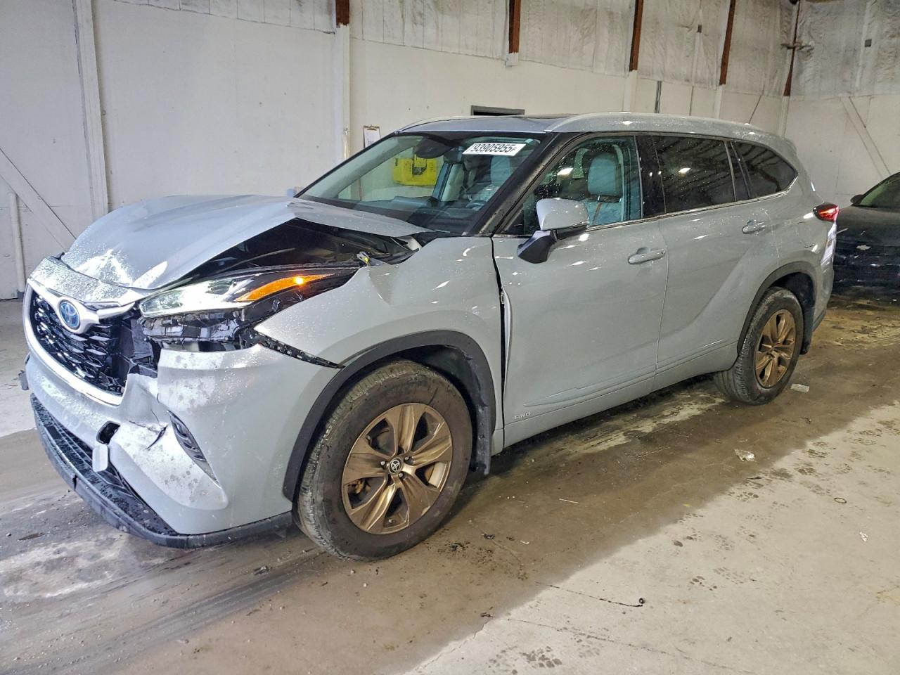 2022 TOYOTA HIGHLANDER