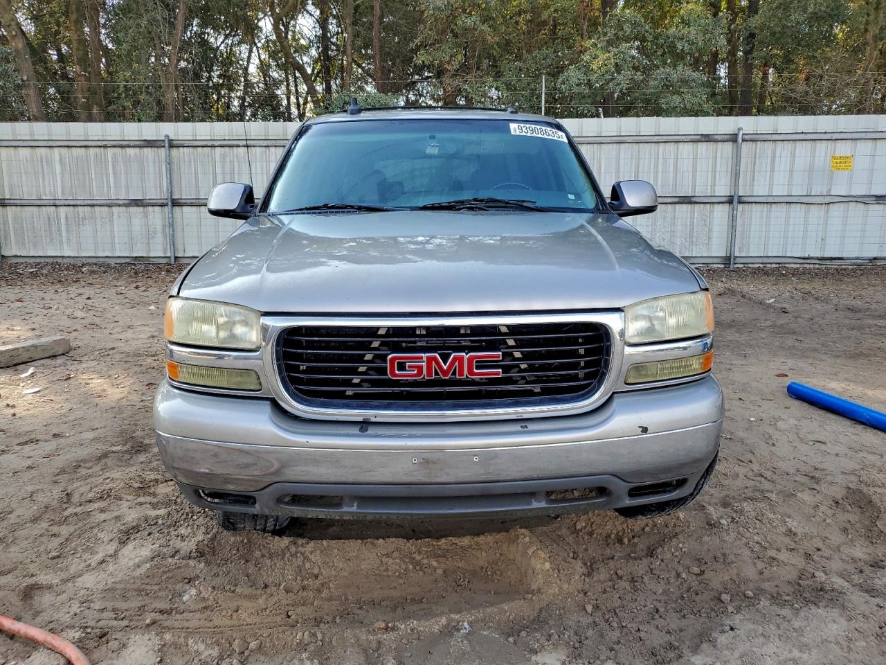 2003 GMC YUKON XL C1500 photo 5