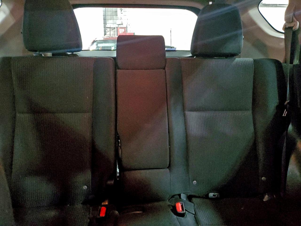 2016 TOYOTA RAV4 LE photo 10
